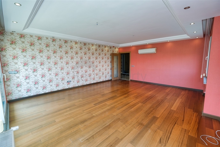 Квартира у моря планировки 3+1 в районе Лиман - Анталия