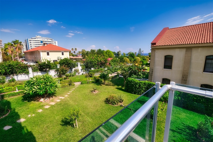 Квартира у моря планировки 3+1 в районе Лиман - Анталия