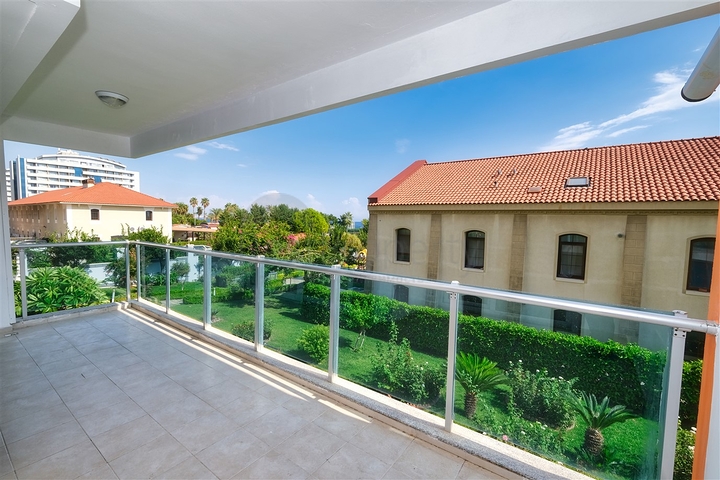 Квартира у моря планировки 3+1 в районе Лиман - Анталия