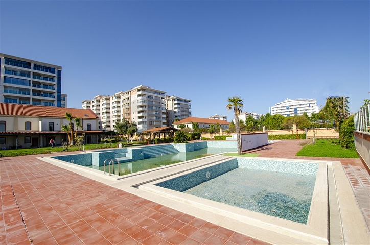 Квартира у моря планировки 3+1 в районе Лиман - Анталия