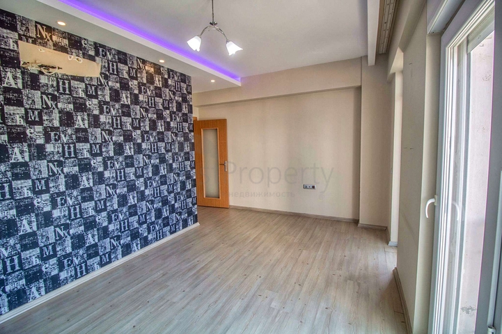 Квартира планировки 3+1 в микрорайоне Кызылтопрак - Анталия