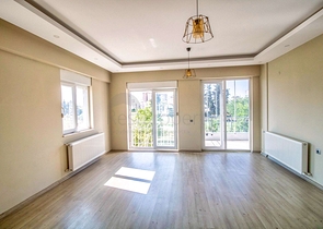 Квартира планировки 3+1 в микрорайоне Кызылтопрак - Анталия