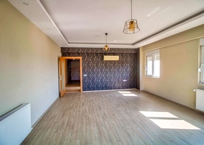 Квартира планировки 3+1 в микрорайоне Кызылтопрак - Анталия