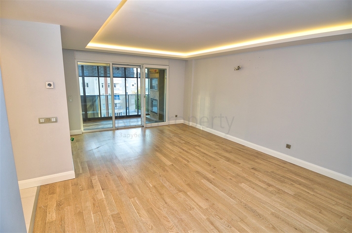 Квартира планировки 2+1 в престижном районе Муратпаша 