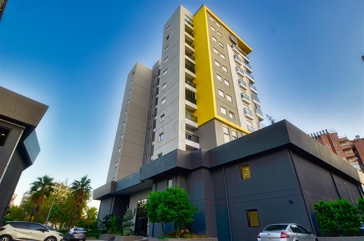 Квартира планировки 2+1 в престижном районе Муратпаша 