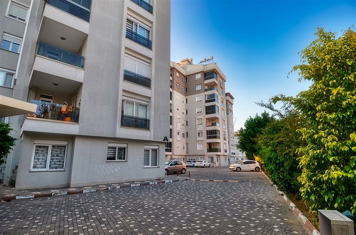 Квартира 1+1 в центре города Анталии  Квартира 1+1 в центре города Анталии