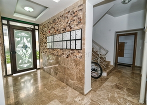 Квартира планировки 4+1 в микрорайоне Хурма - Анталия 