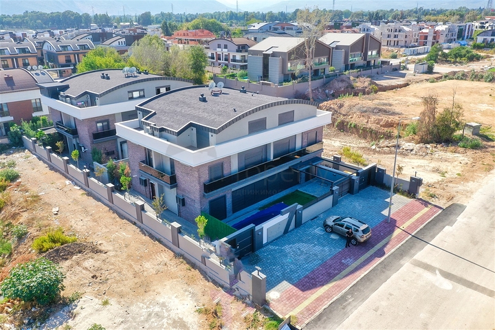 Виилла планировки 4+1 в микрорайоне Моллаюсуф - Анталия