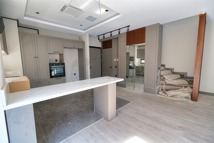 Виилла планировки 4+1 в микрорайоне Моллаюсуф - Анталия