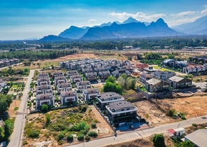 Виилла планировки 4+1 в микрорайоне Моллаюсуф - Анталия