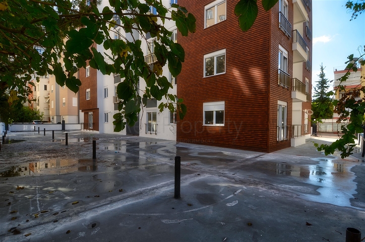 Квартира планировки 6+1 в центре города Анталии