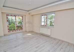 Квартира планировки 6+1 в центре города Анталии