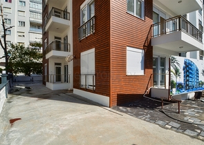 Квартира планировки 6+1 в центре города Анталии