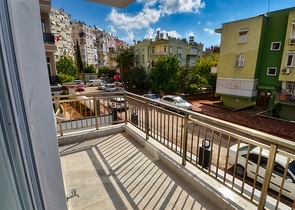 Квартира планировки 6+1 в центре города Анталии