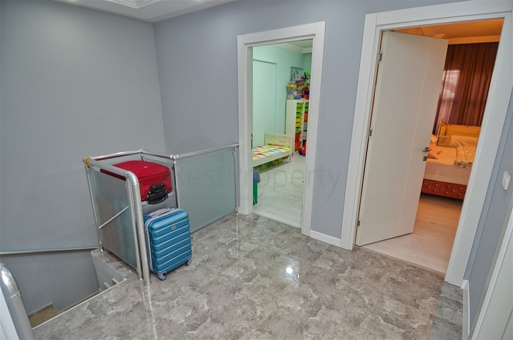 Квартира планировки 4+1 в престижном районе Гюрсу - Анталия Квартира планировки 4+1 в престижном районе Гюрсу - Анталия