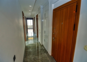 Квартира планировки 2+1 в центре города Анталии  