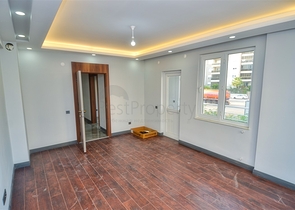 Квартира планировки 2+1 в центре города Анталии  