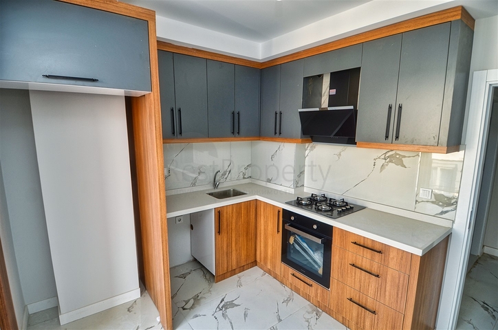 Квартира планировки 2+1 в центре города Анталии 