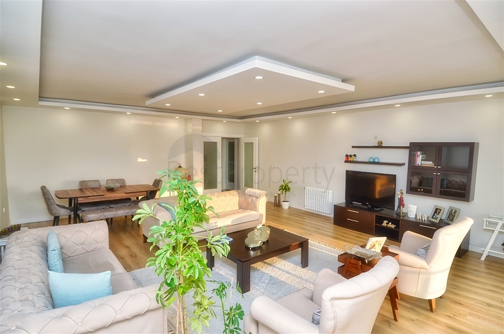 Квартира планировки 3+1 в районе Муратпаша - Анталия