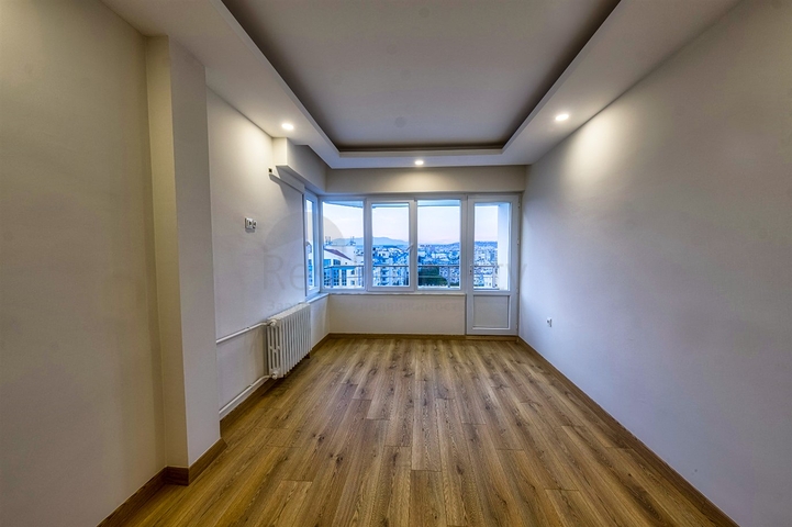 Квартира планировки 3+1 в районе Муратпаша - Анталия