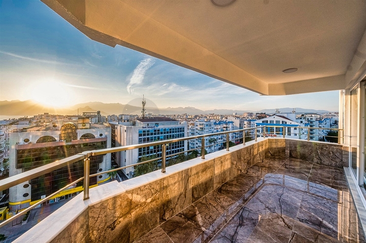 Квартира планировки 3+1 в районе Муратпаша - Анталия