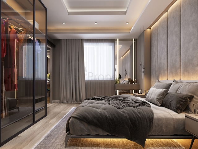 Квартира планировки 3+1 в центре города Анталии