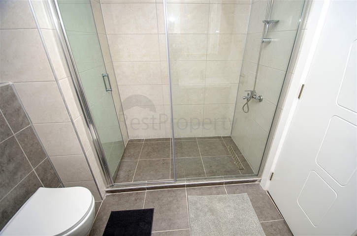 Квартира планировки 2+1 в хорошем комплексе района Коньяалты