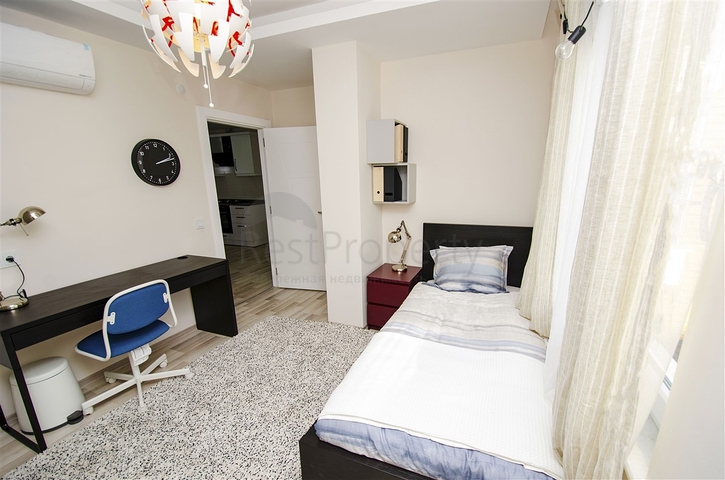 Квартира планировки 2+1 в хорошем комплексе района Коньяалты