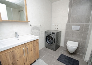 Квартира планировки 2+1 в хорошем комплексе района Коньяалты