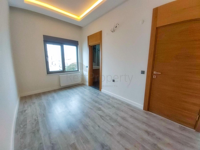 Квартира планировки 4+1 дуплекс в центре города Анталии 