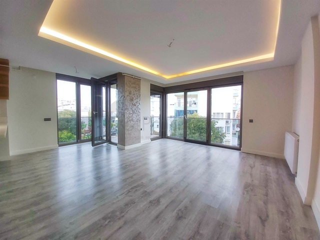 Квартира планировки 4+1 дуплекс в центре города Анталии 