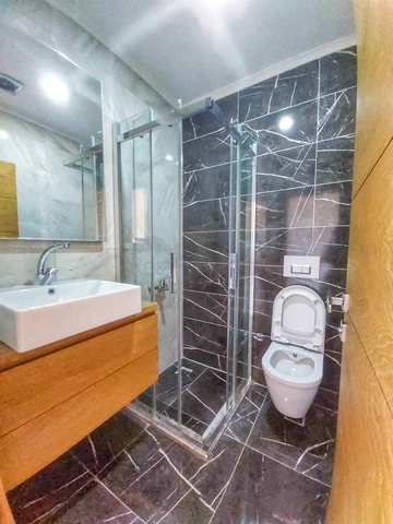 Квартира планировки 4+1 дуплекс в центре города Анталии 