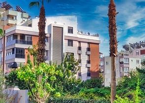 Квартира планировки 4+1 дуплекс в центре города Анталии 