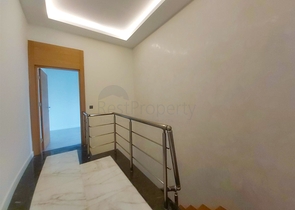 Квартира планировки 4+1 дуплекс в центре города Анталии 