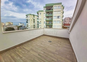 Квартира планировки 4+1 дуплекс в центре города Анталии 