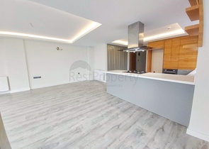 Квартира планировки 4+1 дуплекс в центре города Анталии 