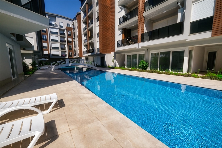 Квартира на аренду в одном из лудших комплексов района Коньяалты  