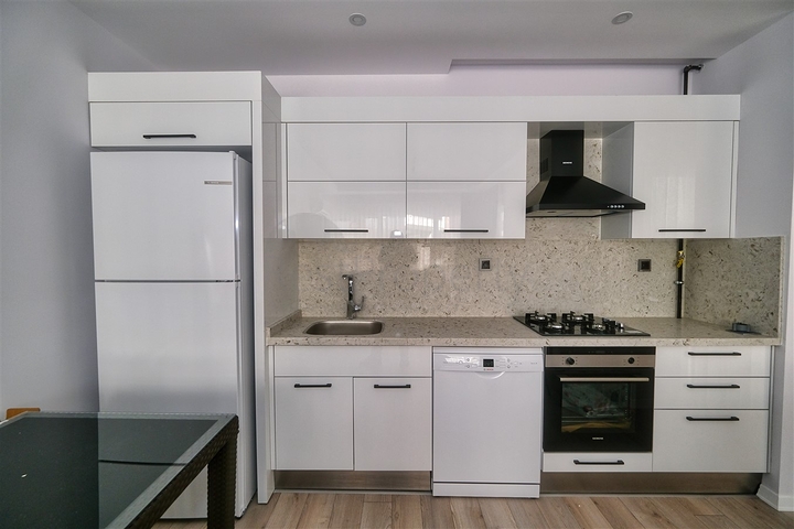 Квартира на аренду в одном из лудших комплексов района Коньяалты  