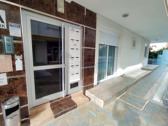 Квартира планировки 1+1 в районе Лара - Анталия 