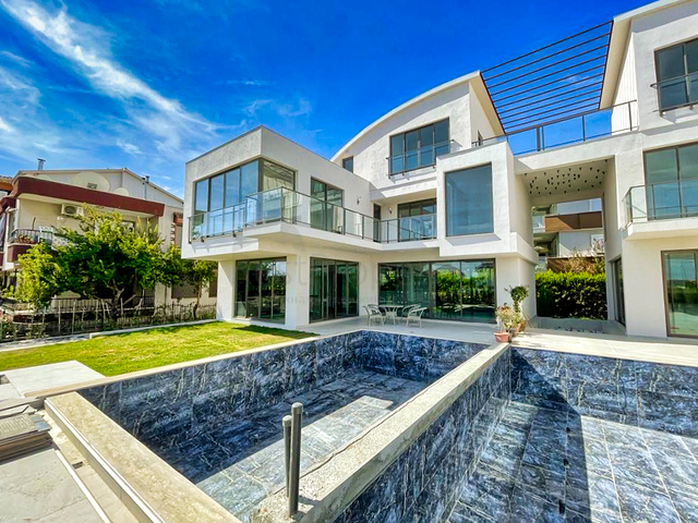 Виллы в районе Белек - Анталия 