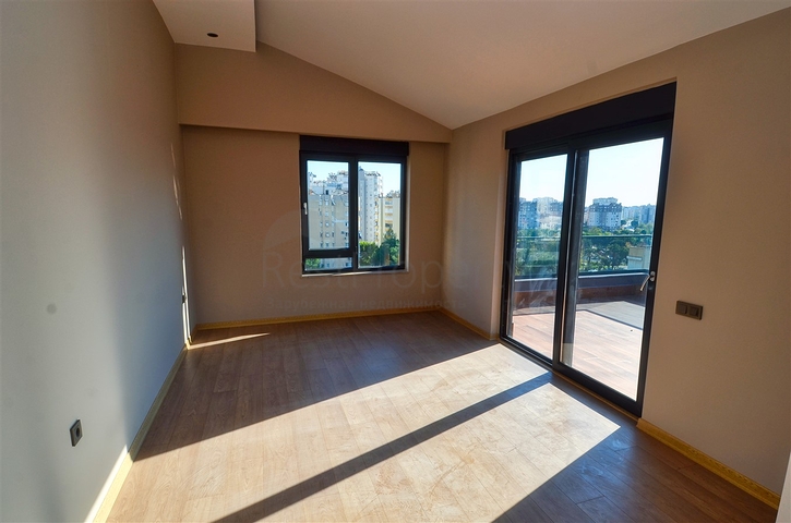 Квартиры планировки 4+1 в районе Коньяалты - Анталия 