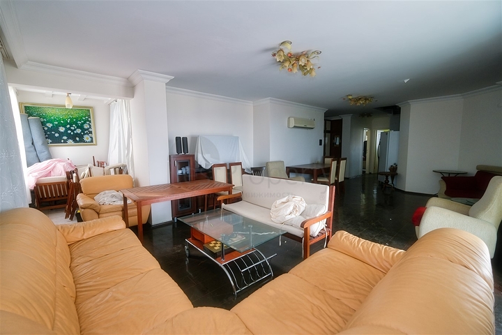 Просторная квартира планировки 4+1 в микрорайоне Лиман - Анталия 