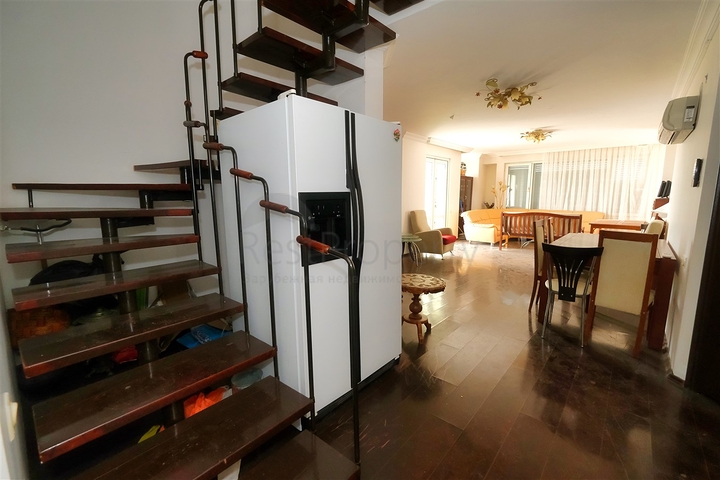 Просторная квартира планировки 4+1 в микрорайоне Лиман - Анталия 