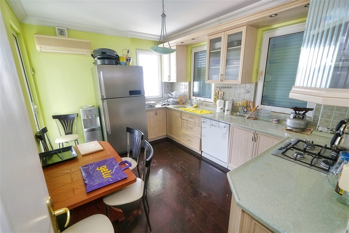 Просторная квартира планировки 4+1 в микрорайоне Лиман - Анталия 