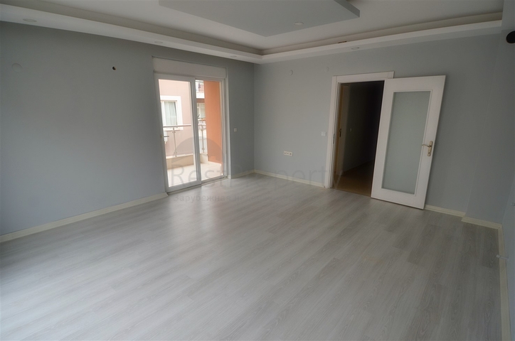 Квартира планировки 3+1 в микрорайоне Кызыларык - Анталия 