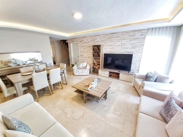 Квартира планировки 4+1 в микрорайоне Сарысу - Анталия 