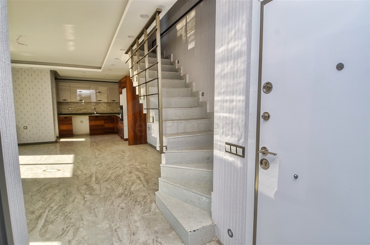 Квартира планировки 4+1 в микрорайоне Хурма - Анталия 