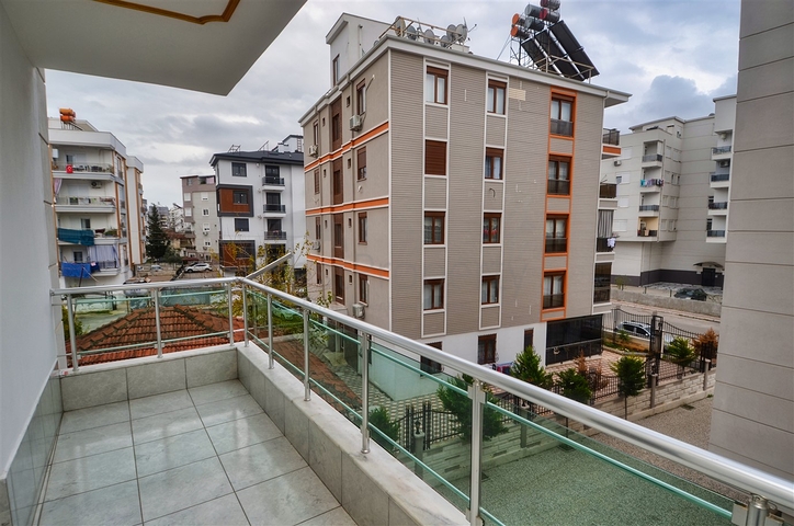 Квартира планировки 2+1 в микрорайоне Кызыларык - Анталия 