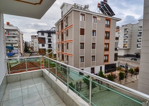 Квартира планировки 2+1 в микрорайоне Кызыларык - Анталия 