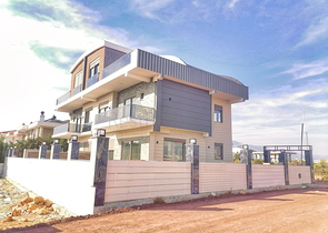 Вилла планировки 7+1 в районе Дошемеалты - Анталия